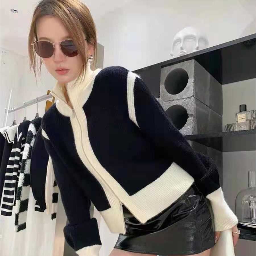 Women' Jacket Sweater Coat Cell 22FW Celebrity High 2022 Winter Dress Embroidery Knitted Zipper Cardigan WomenElegant Classic Fash TD9P, Black
Women' Jacket Sweater Coat Cell 22FW Celebrity High 2022 Winter Dress Embroidery Knitted Zipper Cardigan WomenElegant Classic Fash TD9P, Black