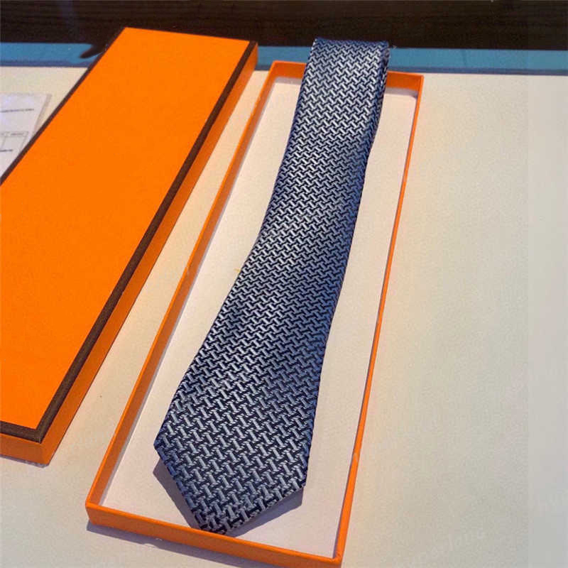 Designer Tie Mens Silk Necktie Letter Embroidered Male Business Neckties Quality Cravatta Uomo Party Wedding Luxury Neck Ties
Designer Tie Mens Silk Necktie Letter Embroidered Male Business Neckties Quality Cravatta Uomo Party Wedding Luxury Neck Ties