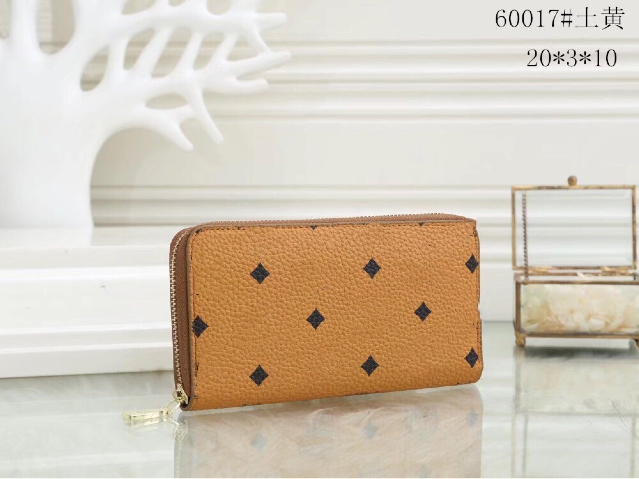 Quality Wallet Mid-Length Zipper Wholesale Horizontal Square American Designer, Aspic
Quality Wallet Mid-Length Zipper Wholesale Horizontal Square American Designer, Aspic