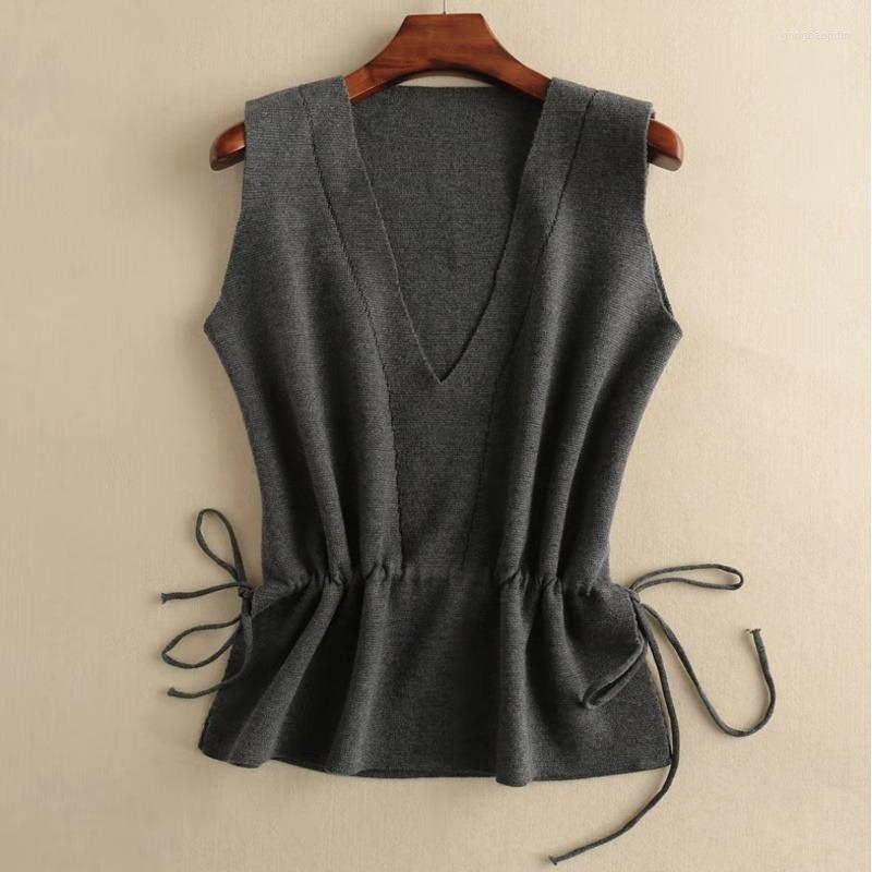 Women's Vests V-neck Knitted Vest For Female Students In Autumn Show Thin Waistband Korean Version Wear Wool, Beige
Women's Vests V-neck Knitted Vest For Female Students In Autumn Show Thin Waistband Korean Version Wear Wool, Beige