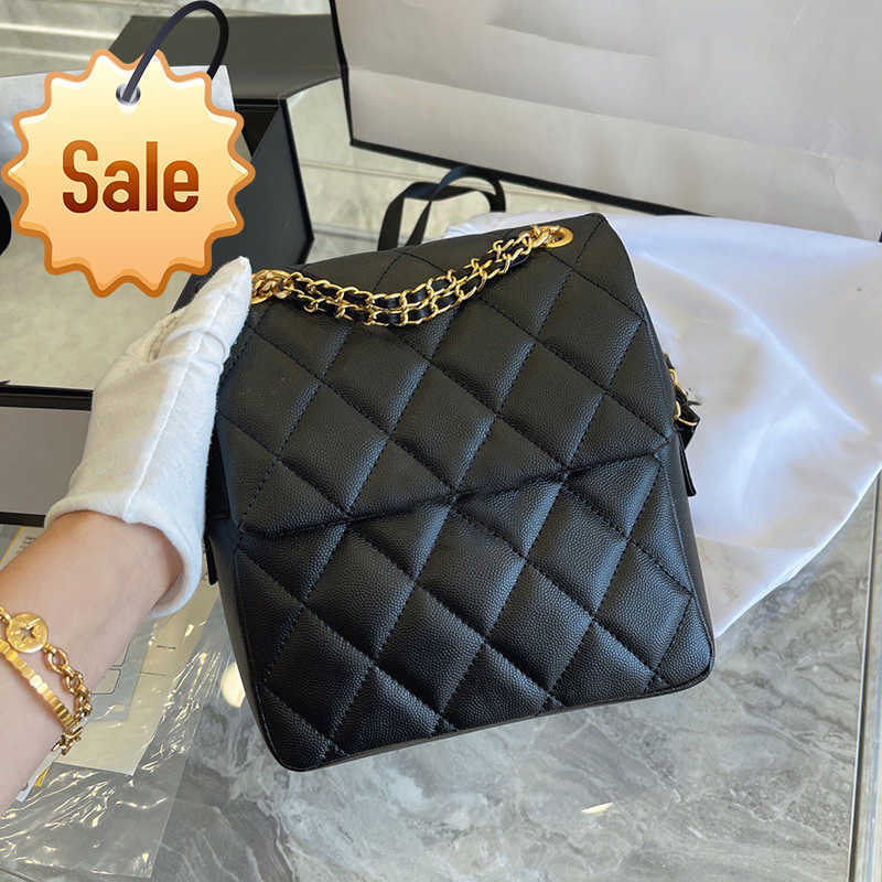 Women's Brand Designers Shoulder Bags 2023 Fashion Texture Leather Backpack Gold Metal Chain Portable Crossbody Bag Factory Direct Sales, Black
Women's Brand Designers Shoulder Bags 2023 Fashion Texture Leather Backpack Gold Metal Chain Portable Crossbody Bag Factory Direct Sales, Black