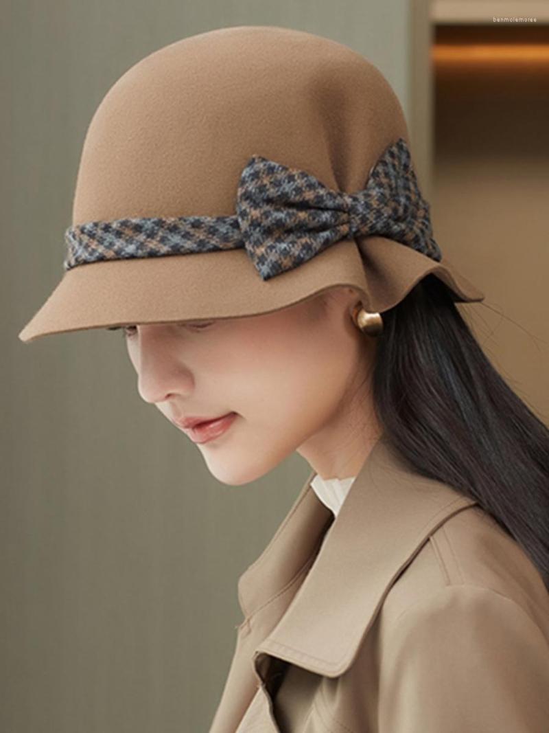 Berets 2022 Lady Winter Flooply Brim Felt Cloche Hat Woman Fashion Wool Fedora, Black
Berets 2022 Lady Winter Flooply Brim Felt Cloche Hat Woman Fashion Wool Fedora, Black