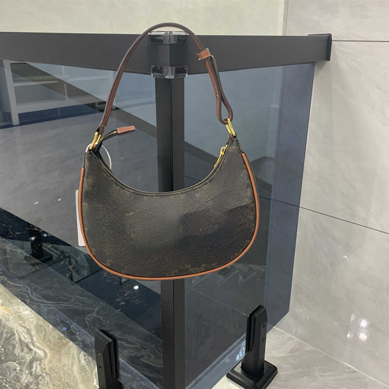 Shoulder Bags Lisa the same 2022 new triumphal arch old flower armpit bag hand bill of lading shoulder stick small moon
Shoulder Bags Lisa the same 2022 new triumphal arch old flower armpit bag hand bill of lading shoulder stick small moon
