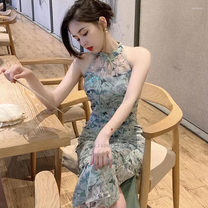 Ethnic Clothing 2022 Chinese Sexy Qipao Dress Nightclub Retro Cheongsam Women Hollow Out Design Mandarin Collar Oriental
Ethnic Clothing 2022 Chinese Sexy Qipao Dress Nightclub Retro Cheongsam Women Hollow Out Design Mandarin Collar Oriental