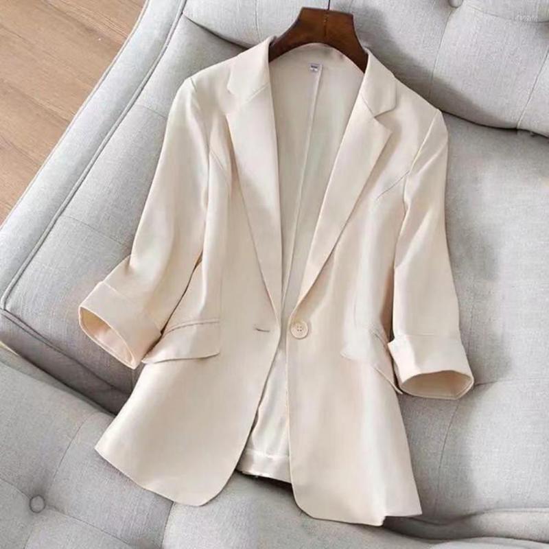 Women's Suits 2022 Korean Fashion Casual Lapel Lady Blazer Basic Three Quarter Sleeve Temperament Single Button Design Suit Coat For, Black
Women's Suits 2022 Korean Fashion Casual Lapel Lady Blazer Basic Three Quarter Sleeve Temperament Single Button Design Suit Coat For, Black