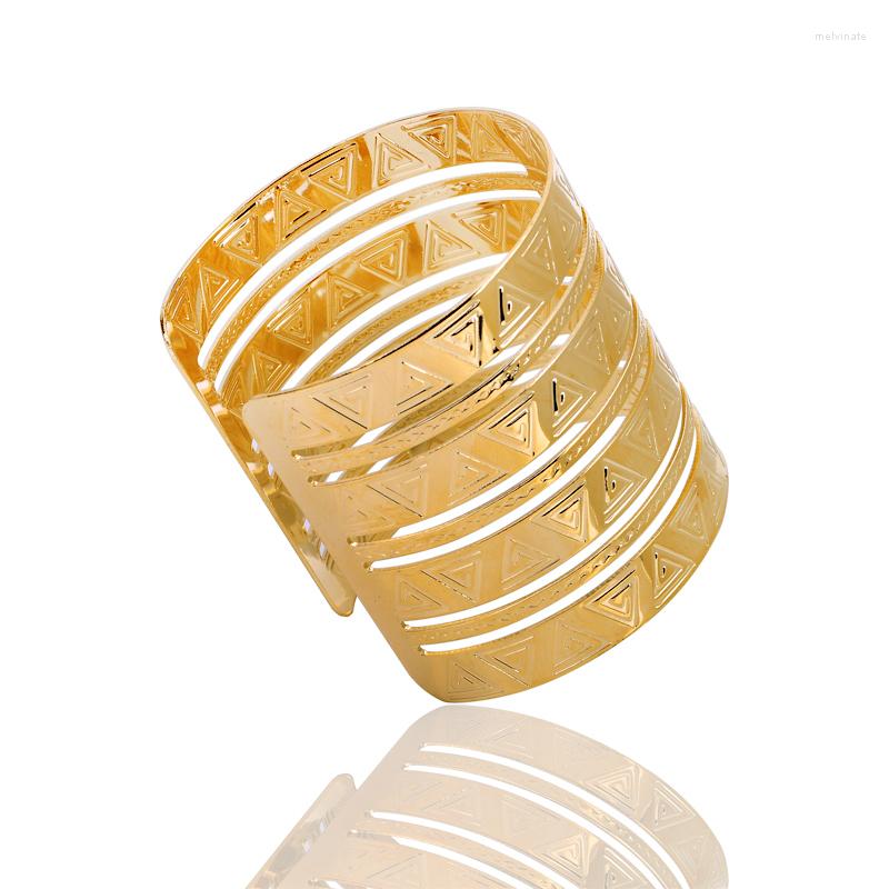 Bangle 2022 Hollow Out Fashion Shiny Geometry Torques Opened Cuff Bangles Bracelets Jewelry For Women
Bangle 2022 Hollow Out Fashion Shiny Geometry Torques Opened Cuff Bangles Bracelets Jewelry For Women