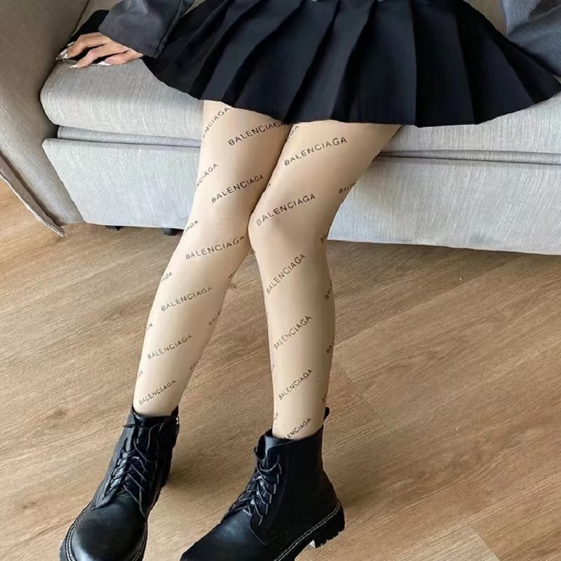 fashions Sexy black hosiery female autumn textile winter thickened bare leg artifact female leggings fake meat
fashions Sexy black hosiery female autumn textile winter thickened bare leg artifact female leggings fake meat