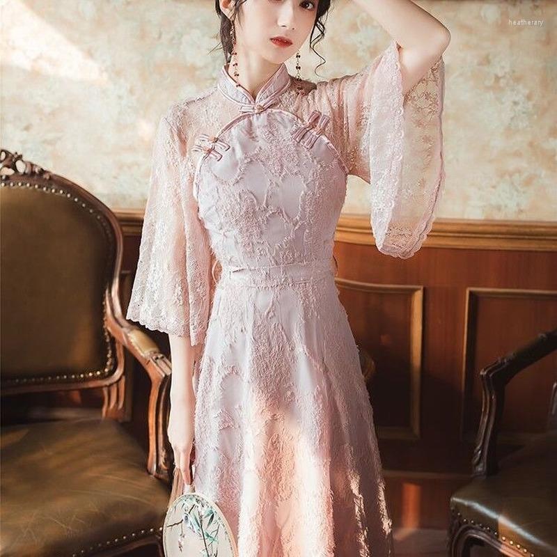 Ethnic Clothing Lace Patchwork Stand Collar High Waist Improved Cheongsam Women Summer Elegant Chinese Style Vintage Buckle Party Dress
Ethnic Clothing Lace Patchwork Stand Collar High Waist Improved Cheongsam Women Summer Elegant Chinese Style Vintage Buckle Party Dress