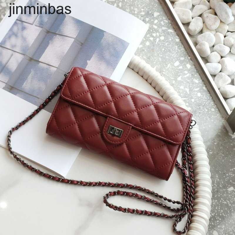 Luxury Design Bag Shop Wholesale and Retail New Cowhide Wallet Small Fragrant Lingge Long New Three Fold Multi Card Zipper, Wine
Luxury Design Bag Shop Wholesale and Retail New Cowhide Wallet Small Fragrant Lingge Long New Three Fold Multi Card Zipper, Wine