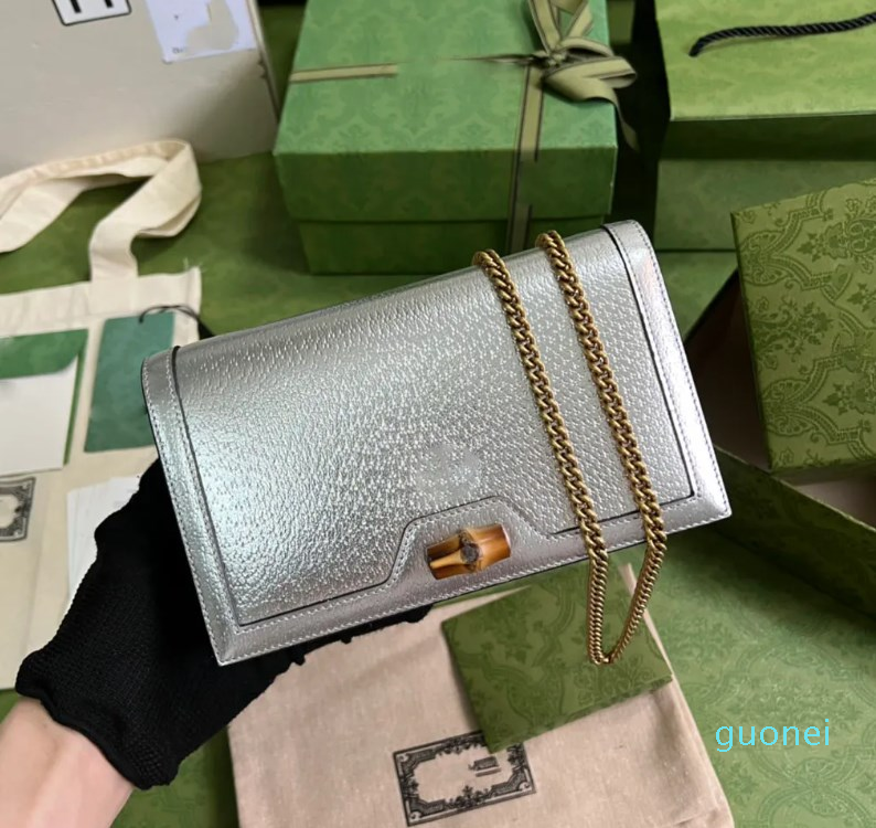 Designer Wallets Wholesale Ladies Leather Multicolor Variation Length Original Classic Fashion Card Holder wallet on chain mini Small, Blue
Designer Wallets Wholesale Ladies Leather Multicolor Variation Length Original Classic Fashion Card Holder wallet on chain mini Small, Blue