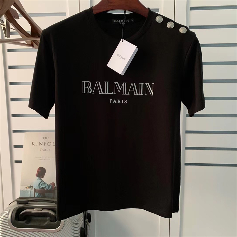 Balmain Fashion Brand Mens T Shirt Shoulder Gold Buckle Stamping Letter Print Short Sleeve Round Neck Summer Loose T-Shirt Top Black Asian Size S-2XL
Balmain Fashion Brand Mens T Shirt Shoulder Gold Buckle Stamping Letter Print Short Sleeve Round Neck Summer Loose T-Shirt Top Black Asian Size S-2XL