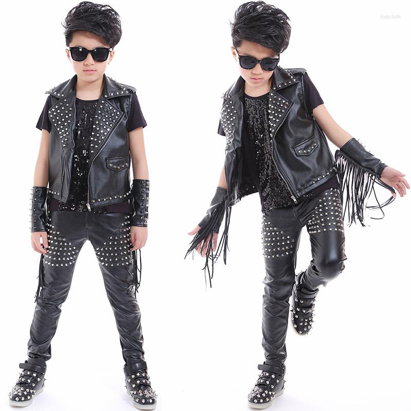 Stage Wear Boys Hip Hop Dance Jazz Costumes For Kids Studded Black Leather Pants Jacket Vest Performance Clothes DNV10045, Gloves
Stage Wear Boys Hip Hop Dance Jazz Costumes For Kids Studded Black Leather Pants Jacket Vest Performance Clothes DNV10045, Gloves
