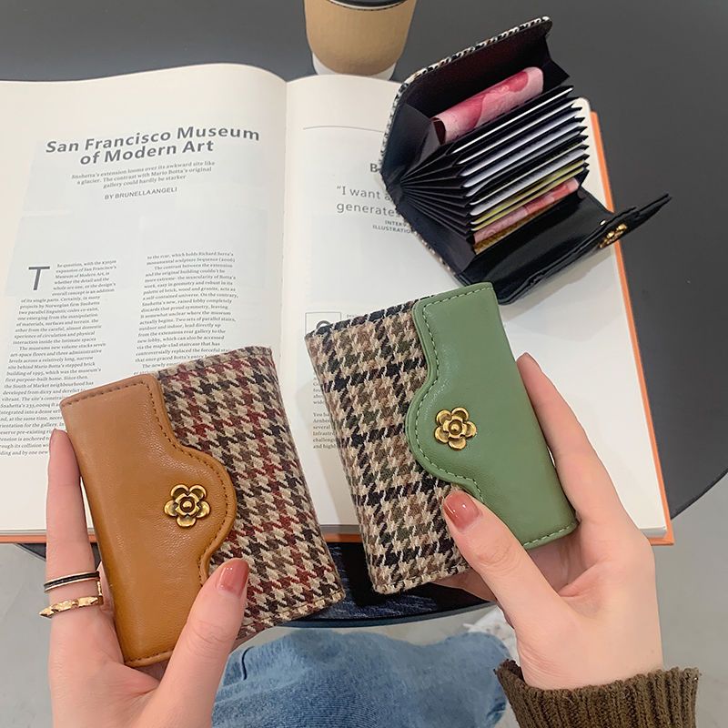 Fashion purse female classic thousand bird lattice color purse anti-demagnetization anti-theft brush organ exquisite certificate bag card cover, Brown
Fashion purse female classic thousand bird lattice color purse anti-demagnetization anti-theft brush organ exquisite certificate bag card cover, Brown