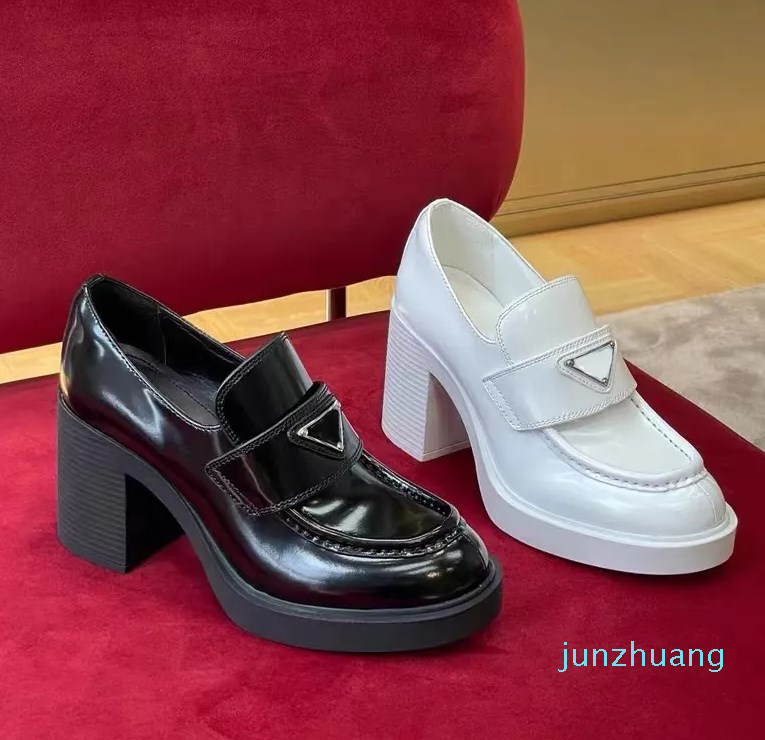 Desinger heels Triangle Logo dress Shoe Women Monolith Chocolate Black Leather casual Shoes Platform Sneakers Cloudbust Classic Patent Matte Loafers
Desinger heels Triangle Logo dress Shoe Women Monolith Chocolate Black Leather casual Shoes Platform Sneakers Cloudbust Classic Patent Matte Loafers