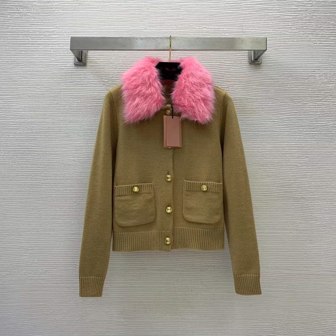 2023 New Spring Milan Runway Sweaters O Neck Long Sleeve Women' Sweater High End Jacquard Cardigan Designer Clothing 122-7, Khaki
2023 New Spring Milan Runway Sweaters O Neck Long Sleeve Women' Sweater High End Jacquard Cardigan Designer Clothing 122-7, Khaki