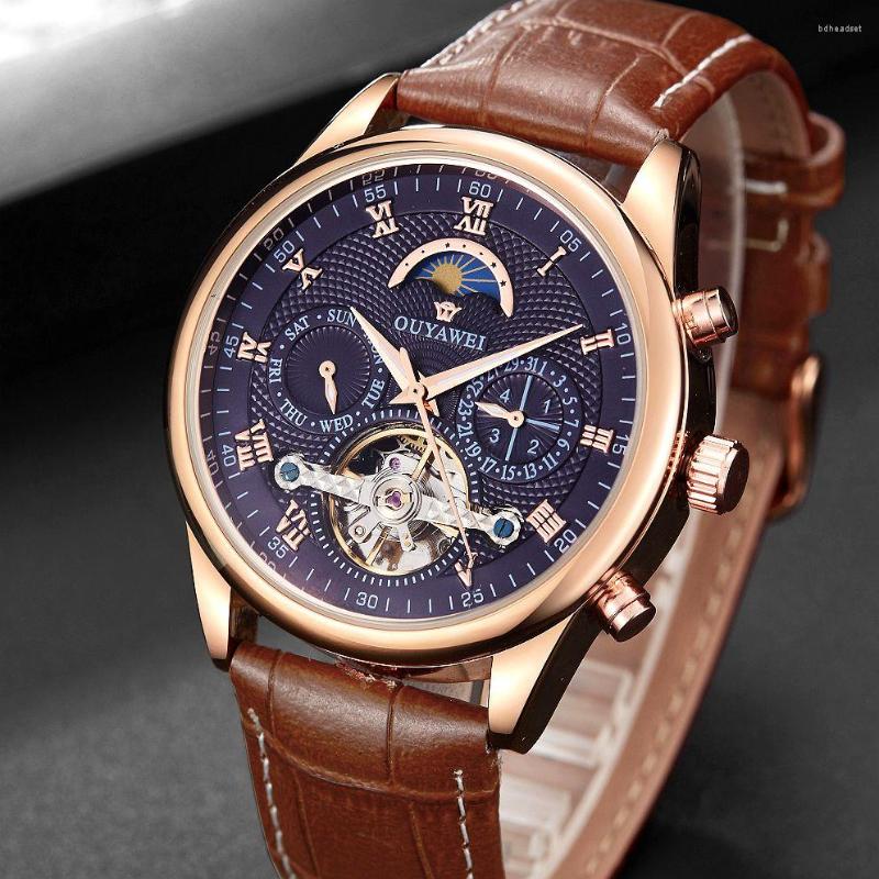 Wristwatches Luxury Gold Men Watch Mechanical Tourbillon Fashion Leather Man Sport Wristwatch Automatic Male Clock Relogio Masculino, Golden white
Wristwatches Luxury Gold Men Watch Mechanical Tourbillon Fashion Leather Man Sport Wristwatch Automatic Male Clock Relogio Masculino, Golden white