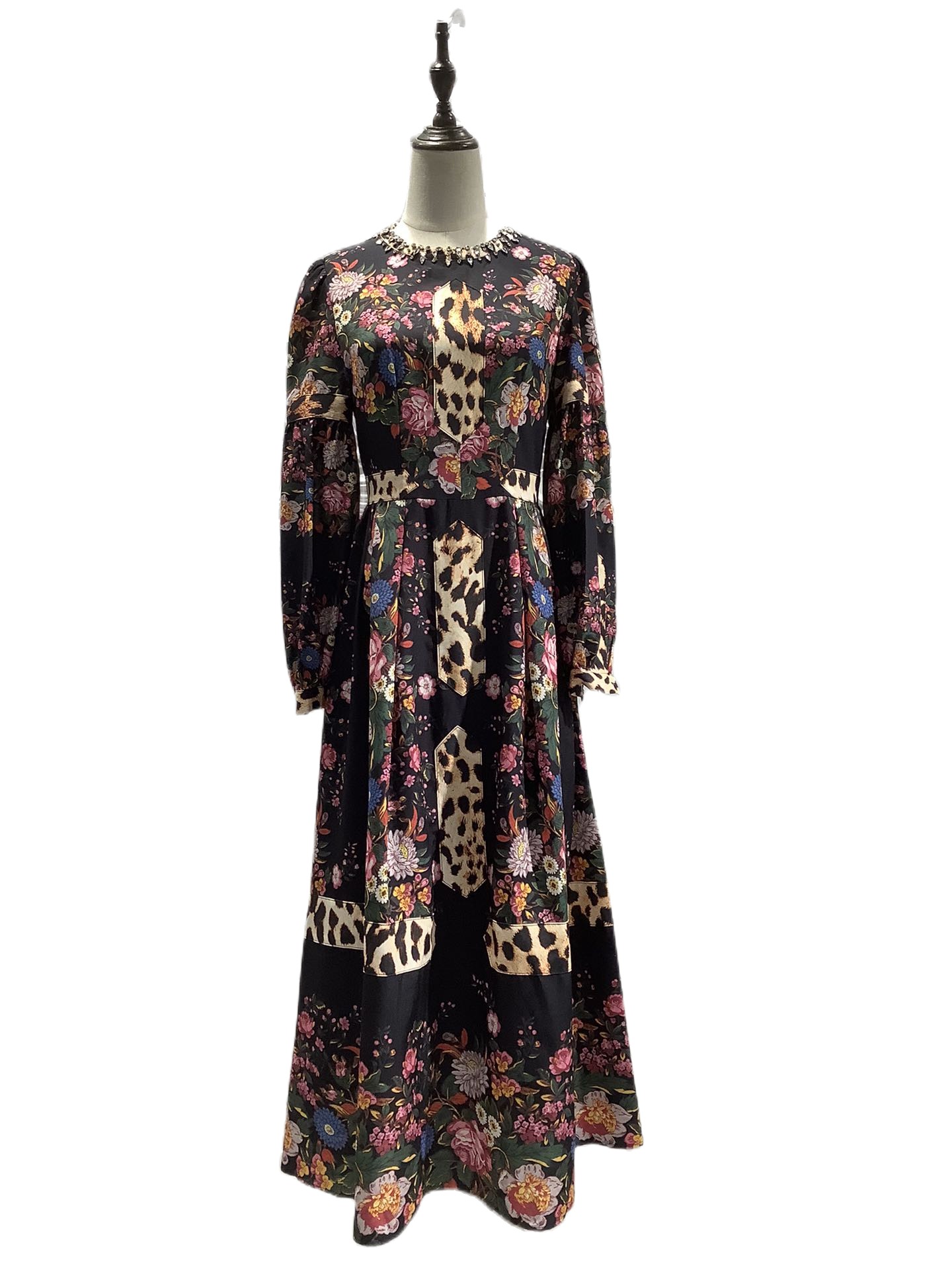 Temperament Palace Style Dress Women's Autumn Dress 2023 New Vintage Printing Bubble Sleeves, Customize
Temperament Palace Style Dress Women's Autumn Dress 2023 New Vintage Printing Bubble Sleeves, Customize