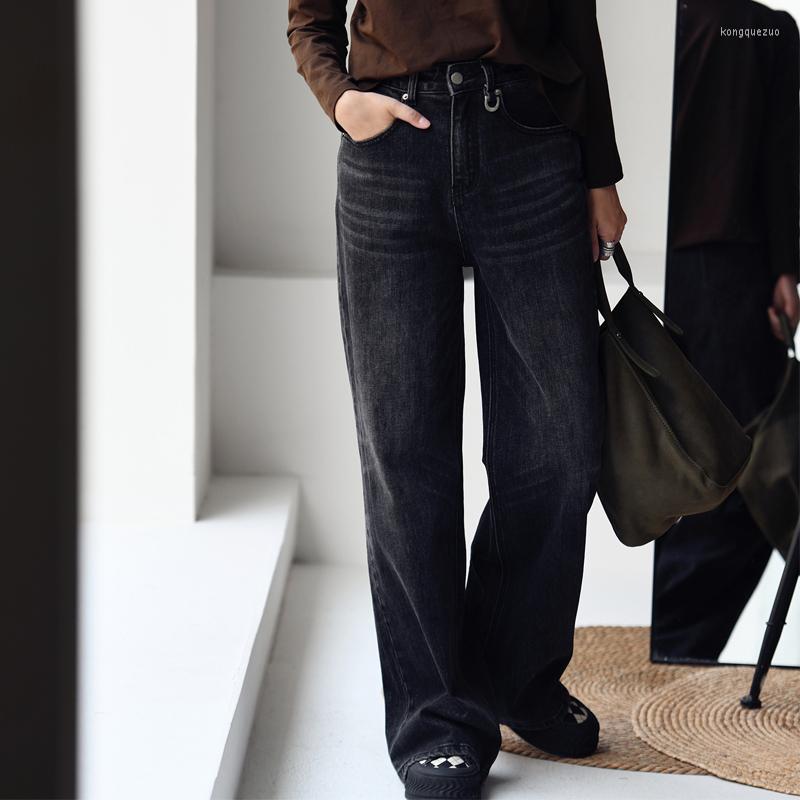 Women's Jeans MICOCO N9725C Literature And Art Do Old Washing White Scratch Lines Loose Straight Cylinder Broad Legs To Mop The Floor Cowboy, Carbon black color
Women's Jeans MICOCO N9725C Literature And Art Do Old Washing White Scratch Lines Loose Straight Cylinder Broad Legs To Mop The Floor Cowboy, Carbon black color