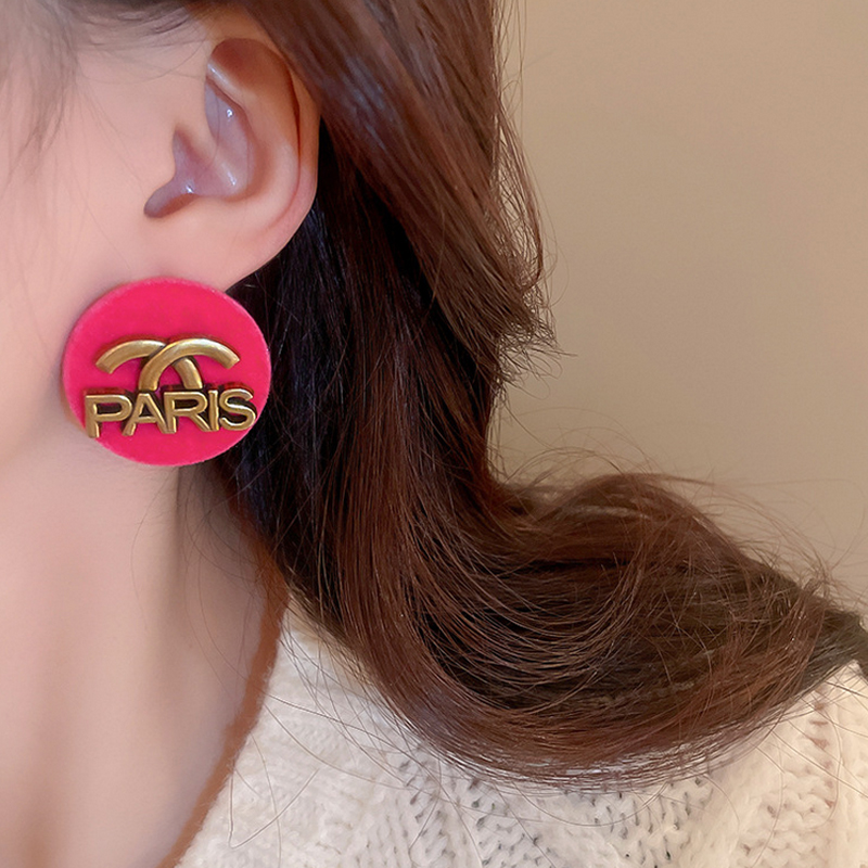 Women Round Letter Stud Earring Classic Letters Earrings Fashion Jewelry for Gift Party