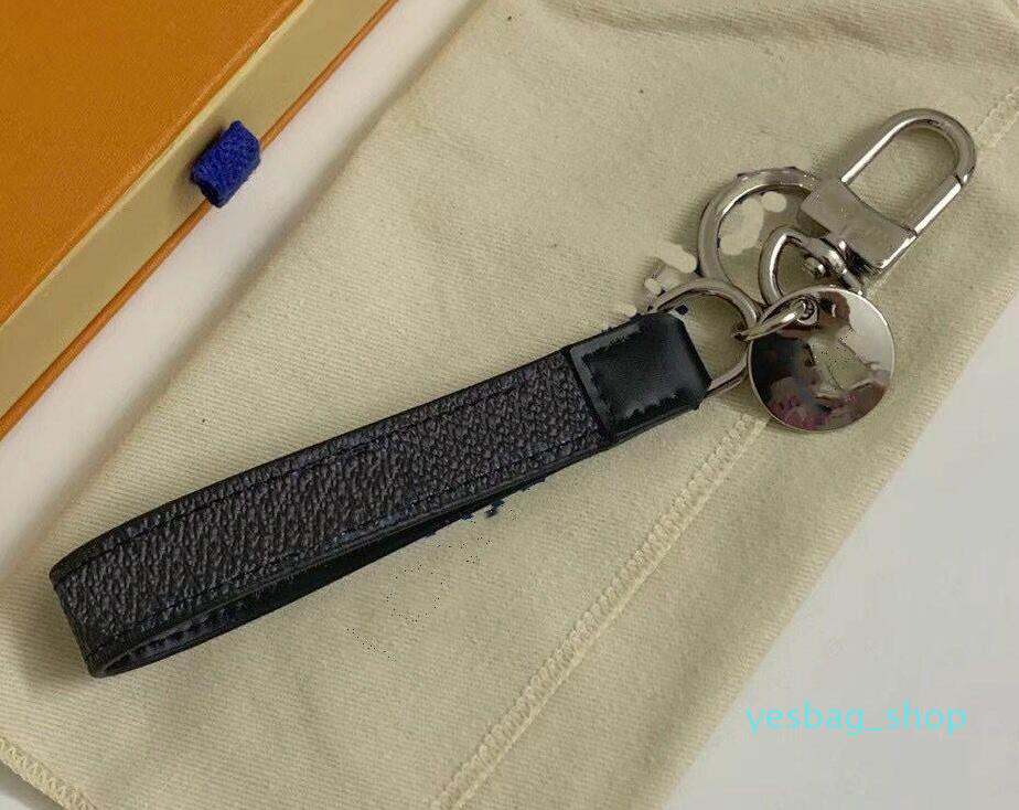 High Quality 2021 Luxury Accessories Key Buckle lovers Car Keychain Handmade Designer Leather Keychains Men 02 Bags Pendant 7 Colors
High Quality 2021 Luxury Accessories Key Buckle lovers Car Keychain Handmade Designer Leather Keychains Men 02 Bags Pendant 7 Colors