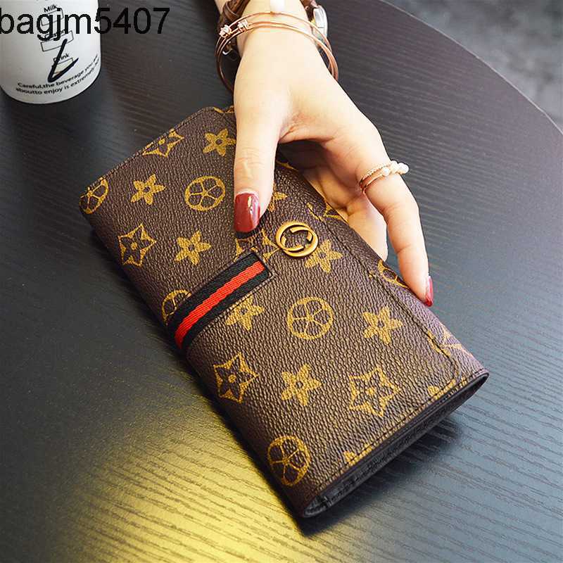 Design Bag Ladies Purse New Leather Wallet Women's Long Large Capacity Cow Mobile Phone Wallet Hand Fashion, Brown
Design Bag Ladies Purse New Leather Wallet Women's Long Large Capacity Cow Mobile Phone Wallet Hand Fashion, Brown