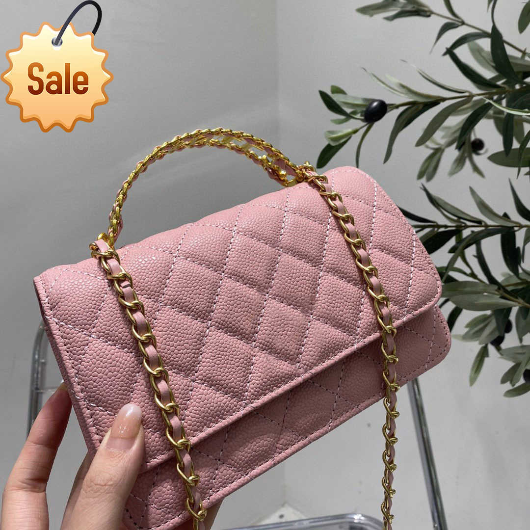 Luxury Designers Shoulder Bags 2023 Women's Texture Chain Gold Handle Tote Bag Portable Fashion Single Shoulder Crossbody Bag Factory direct sales, Black
Luxury Designers Shoulder Bags 2023 Women's Texture Chain Gold Handle Tote Bag Portable Fashion Single Shoulder Crossbody Bag Factory direct sales, Black