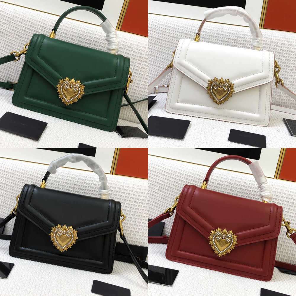 Designer dg bags Crossbody Bag Handle Women Handbag Plain Calfskin Leather Fashion Tote Bags Jewelry Heart Buckle Detchable Shoulder Strap
Designer dg bags Crossbody Bag Handle Women Handbag Plain Calfskin Leather Fashion Tote Bags Jewelry Heart Buckle Detchable Shoulder Strap