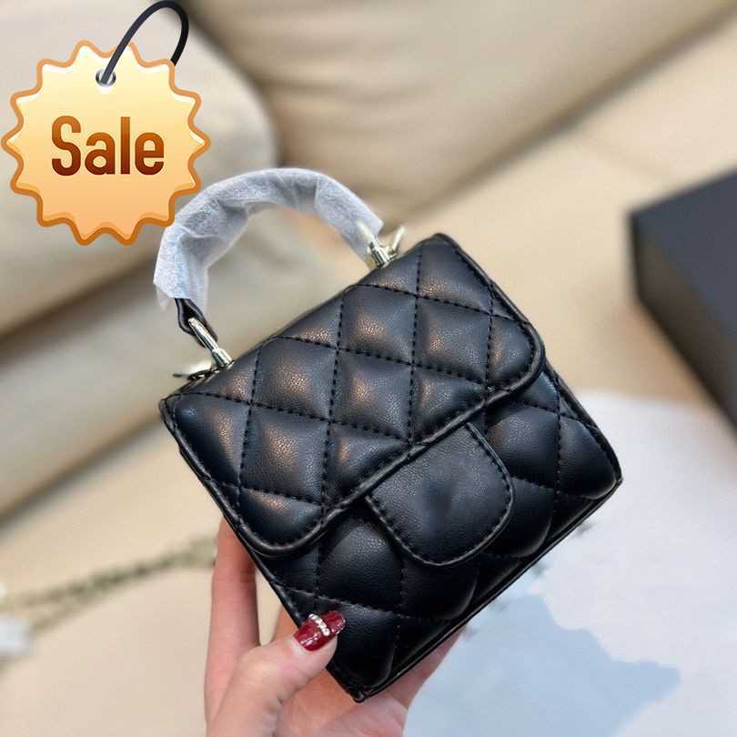 Luxury Designer Handbag Bag Female 2023 New Fangpangzi Chain Portable Small Xiangling Lattice Single Shoulder Diagonal Net Red Women's Bag Factory Direct Sales, Black
Luxury Designer Handbag Bag Female 2023 New Fangpangzi Chain Portable Small Xiangling Lattice Single Shoulder Diagonal Net Red Women's Bag Factory Direct Sales, Black