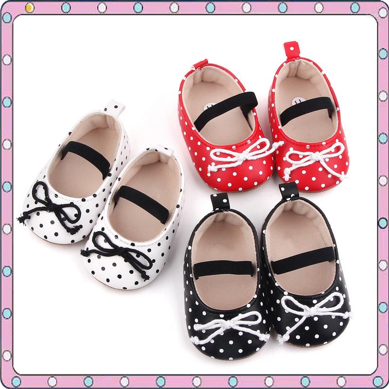 First Walkers Born Baby Shoes Girls Flat Shoe PU Anti-slip Bowknot Classic Princess Ballet Party Walker Toddler Infant Moccasins, Red
First Walkers Born Baby Shoes Girls Flat Shoe PU Anti-slip Bowknot Classic Princess Ballet Party Walker Toddler Infant Moccasins, Red