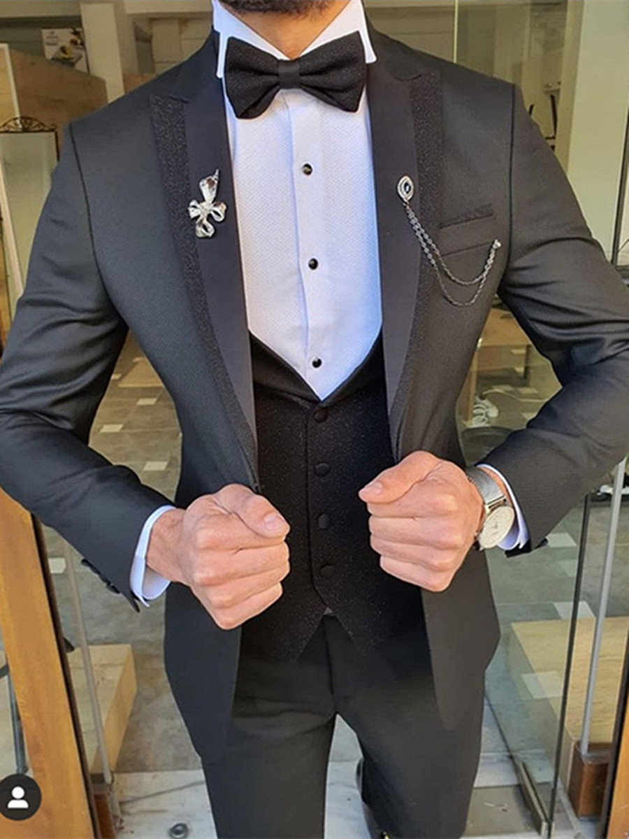 Handsome One Button Groomsmen Peak Lapel Groom Tuxedos Mens Wedding Dress Man Jacket Blazer Prom Dinner suits Jacket Pants Tie Vest W1082, Same as image
Handsome One Button Groomsmen Peak Lapel Groom Tuxedos Mens Wedding Dress Man Jacket Blazer Prom Dinner suits Jacket Pants Tie Vest W1082, Same as image