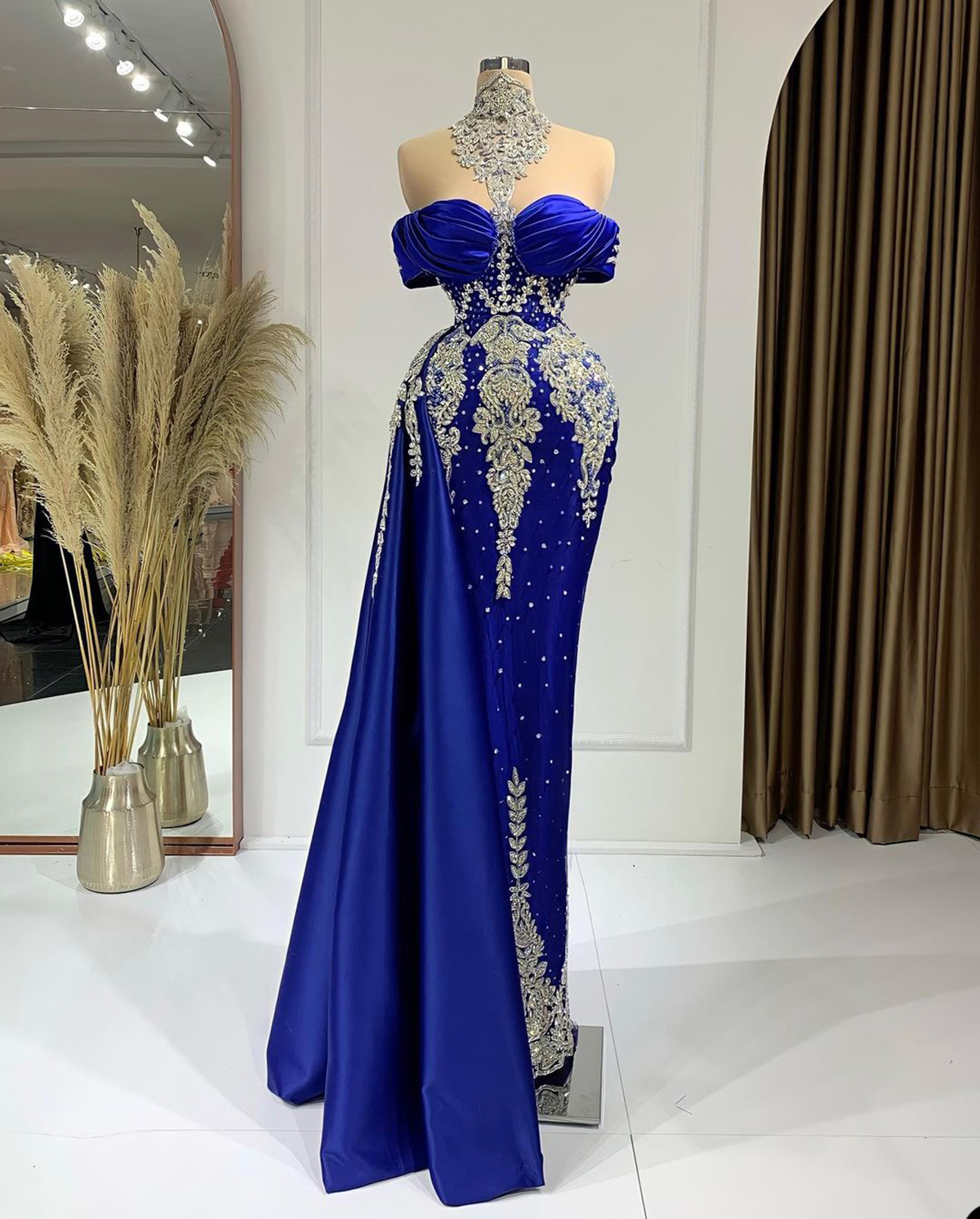 Luxury Blue Prom Dresses Rhinestones Beading Party Dresses Sheer Neck Split Custom Made Evening Dress