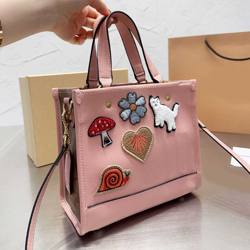 designer bags luxurys handbag women linen Large luxury love heart designer travel Crossbody Shoulder Purses 221128, White--24*15cm
designer bags luxurys handbag women linen Large luxury love heart designer travel Crossbody Shoulder Purses 221128, White--24*15cm