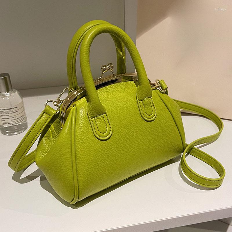 Evening Bags Women's Shoulder Bag Quality PU Leather Crossbody For Women Luxury Designer Handbags Fashion Clip Armpit Totes
Evening Bags Women's Shoulder Bag Quality PU Leather Crossbody For Women Luxury Designer Handbags Fashion Clip Armpit Totes