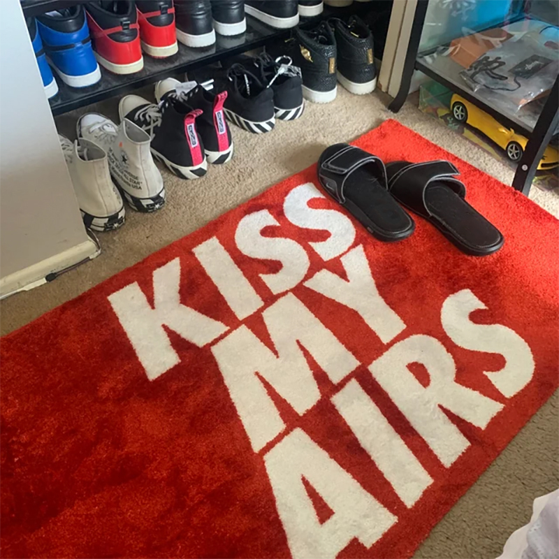 Home Furnishings Artistic Carpet Kiss My Airs Area Rug Hypebeast Collection Parlor Bedroom Playroom Handtufted Trending Floor Mat Supplier