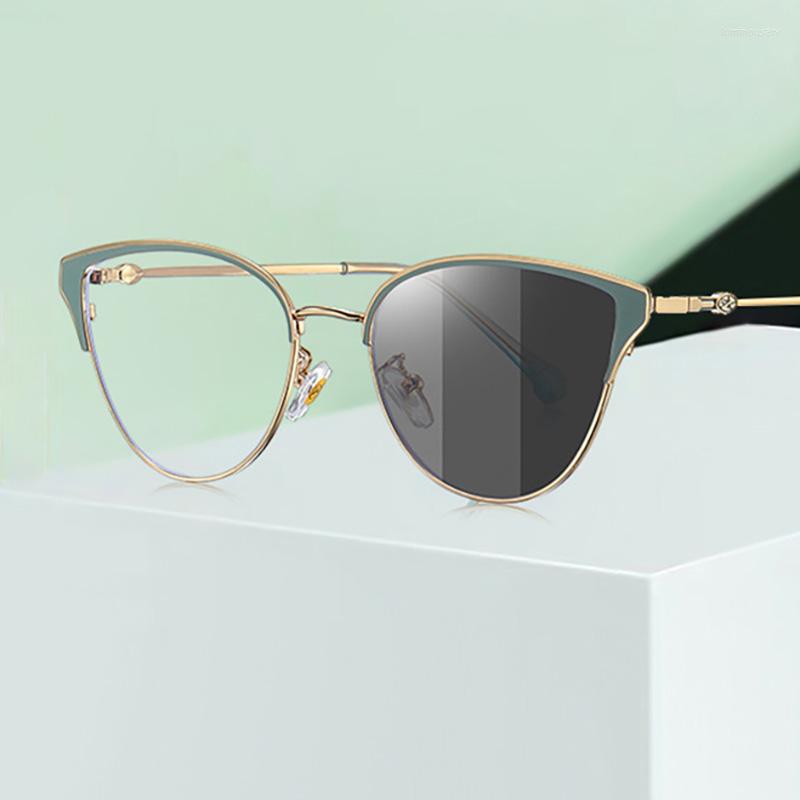 Sunglasses Wholesale 20 Pcs/set Triangle Metal Pochromic Chameleon Glasses For Men Women Discoloration Free
Sunglasses Wholesale 20 Pcs/set Triangle Metal Pochromic Chameleon Glasses For Men Women Discoloration Free