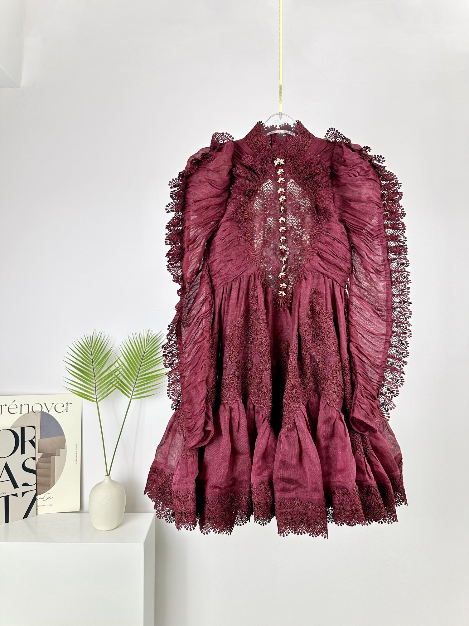 Casual Dresses Australian luxury designer designed kaleidoscope ruffle mini dress 6, Red
Casual Dresses Australian luxury designer designed kaleidoscope ruffle mini dress 6, Red