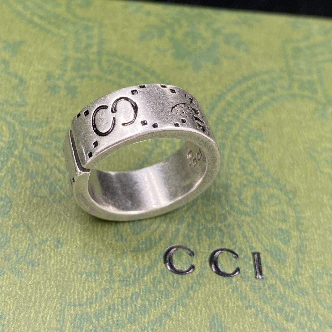 Designer Brand Letter Ring for Men and Women 18K Gold Plated Inlaid Stainless Steel Love Wedding JewelrFine Engraved Finger
Designer Brand Letter Ring for Men and Women 18K Gold Plated Inlaid Stainless Steel Love Wedding JewelrFine Engraved Finger