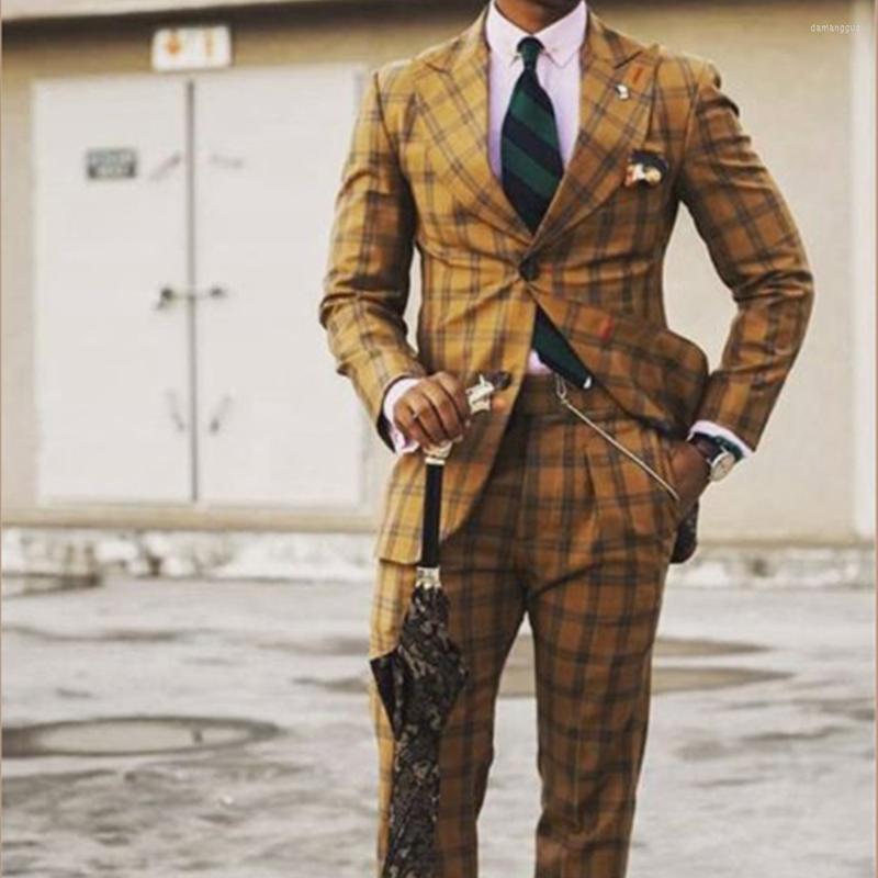Men's Suits 2022 Brown Classic Plaid Tweed Suit For Men Slim Fit Groom Wedding Tuxedo Blazer Male Formal Business Jacket Pants 2 Piece, Beige
Men's Suits 2022 Brown Classic Plaid Tweed Suit For Men Slim Fit Groom Wedding Tuxedo Blazer Male Formal Business Jacket Pants 2 Piece, Beige