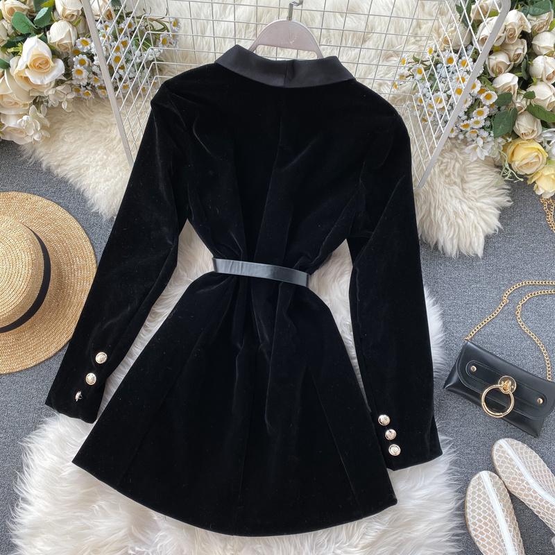 Women' Suits Velvet Women Blazer V-Neck Double-Breasted Sashes Mid-Length Jacket Lady England Style Vintage Suit A-Line Dress High Waist, Black
Women' Suits Velvet Women Blazer V-Neck Double-Breasted Sashes Mid-Length Jacket Lady England Style Vintage Suit A-Line Dress High Waist, Black