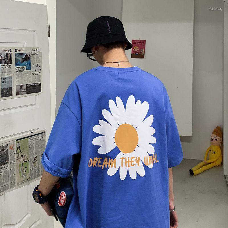 Men's T Shirts Mens Short Sleeve T-shirt Loose Casual Students All-match Printed Daisy Summer Sports Tops Tide Male Clothes Harajuku, Black
Men's T Shirts Mens Short Sleeve T-shirt Loose Casual Students All-match Printed Daisy Summer Sports Tops Tide Male Clothes Harajuku, Black