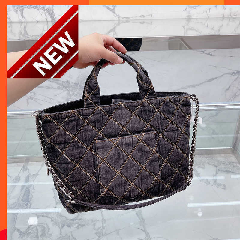 Women's Brand Designers Shoulder Bags High Quality Embroidery Tote Bag Portable High Capacity Vintage Denim Diagonal Cross Bag Factory direct sales, Black
Women's Brand Designers Shoulder Bags High Quality Embroidery Tote Bag Portable High Capacity Vintage Denim Diagonal Cross Bag Factory direct sales, Black