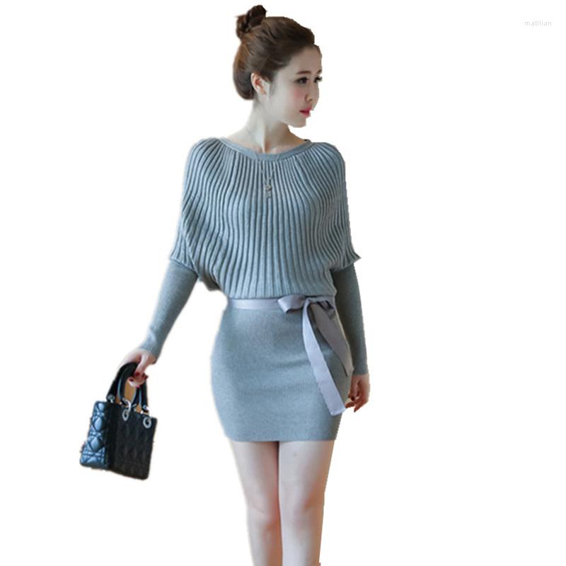 Casual Dresses Fashion Women's Sweater Dress 2022 Spring Autumn Bat Sleeve Knit Round Neck Grey Black Slim Elegant Ladies
Casual Dresses Fashion Women's Sweater Dress 2022 Spring Autumn Bat Sleeve Knit Round Neck Grey Black Slim Elegant Ladies