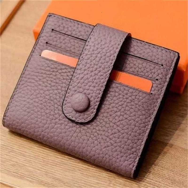 Fashion 5a New h Women's Cowhide Wallet Short Lychee Pattern Multi Card Large Capacity Zero Simple Commuter Thin Buckle purse, Light blue
Fashion 5a New h Women's Cowhide Wallet Short Lychee Pattern Multi Card Large Capacity Zero Simple Commuter Thin Buckle purse, Light blue