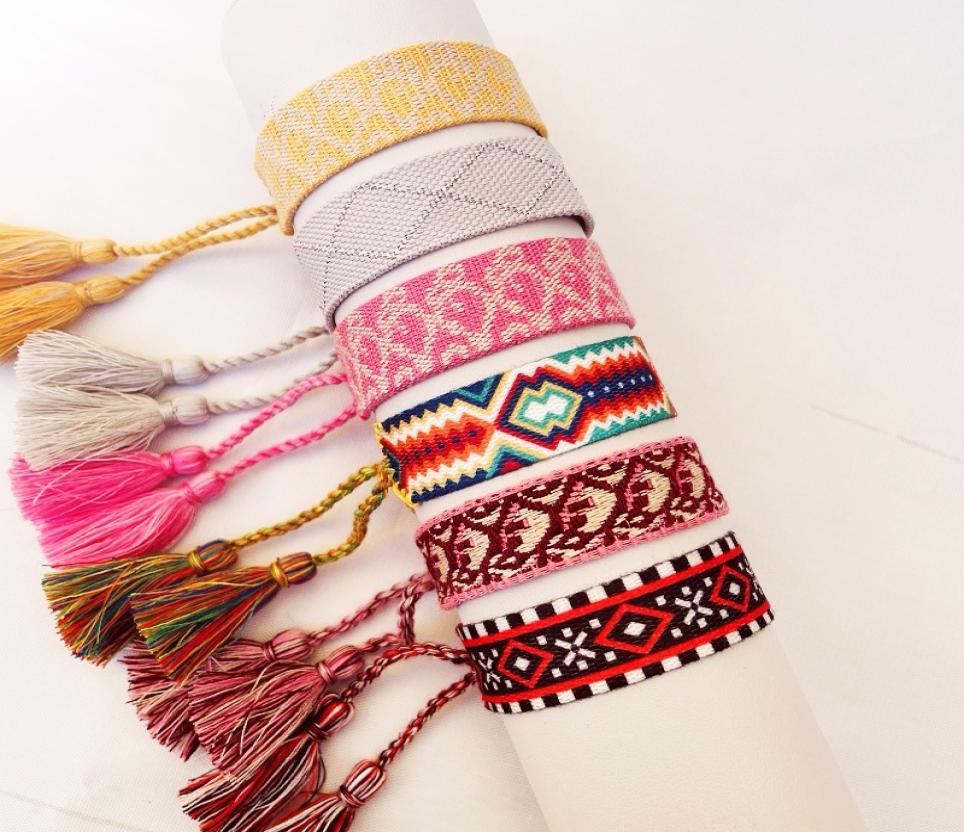 Woven Bracelet Handmade Vintage Friendship Bracelets Jewelry Gift for Women Sis Friends9722631
Woven Bracelet Handmade Vintage Friendship Bracelets Jewelry Gift for Women Sis Friends9722631