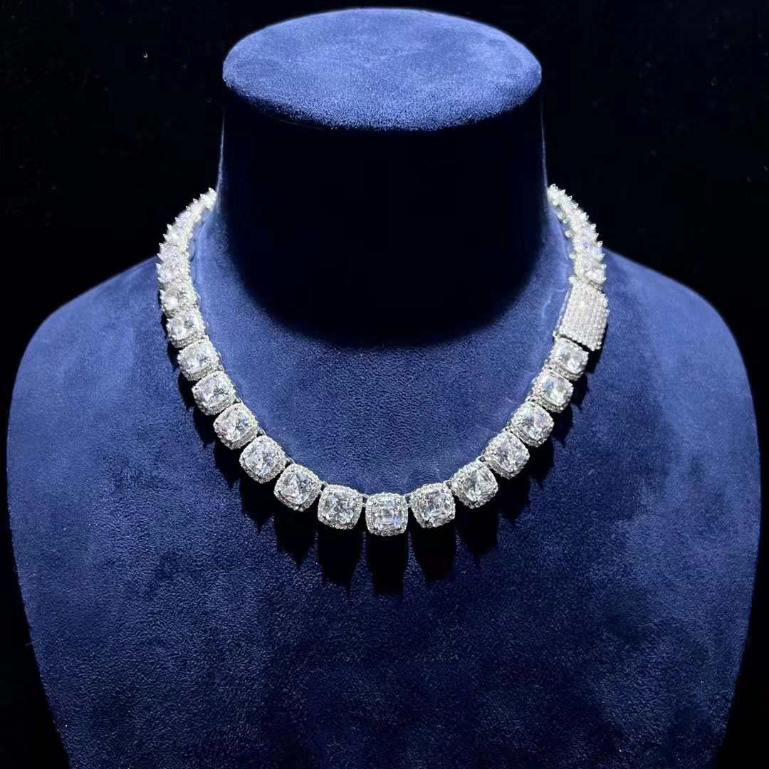 Exclusive Custom Jewelry Tennis Solid Rock Candy Necklace Bracelet 10mm 925 Silver based carbon Silicon Diamond Set passed diamond detection
Exclusive Custom Jewelry Tennis Solid Rock Candy Necklace Bracelet 10mm 925 Silver based carbon Silicon Diamond Set passed diamond detection