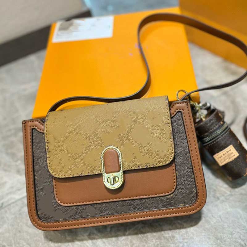 Fashion bags LoveYou Designer cross body bag shoulder Envelope Satchel Classic Flower Women messenger Luxury leather underarm Square Flap66, 2 classic flower 23cm
Fashion bags LoveYou Designer cross body bag shoulder Envelope Satchel Classic Flower Women messenger Luxury leather underarm Square Flap66, 2 classic flower 23cm