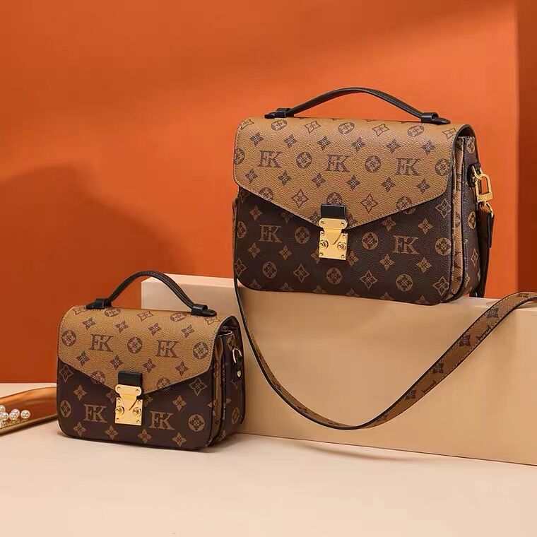 Louis Vuitton Lv Women Luxurys Designers Bags Handbag Women Handbags Lady Messenger Fashion Shoulder Bag Luxury Crossbody Tote Wallet Purse, Embossing red
Louis Vuitton Lv Women Luxurys Designers Bags Handbag Women Handbags Lady Messenger Fashion Shoulder Bag Luxury Crossbody Tote Wallet Purse, Embossing red