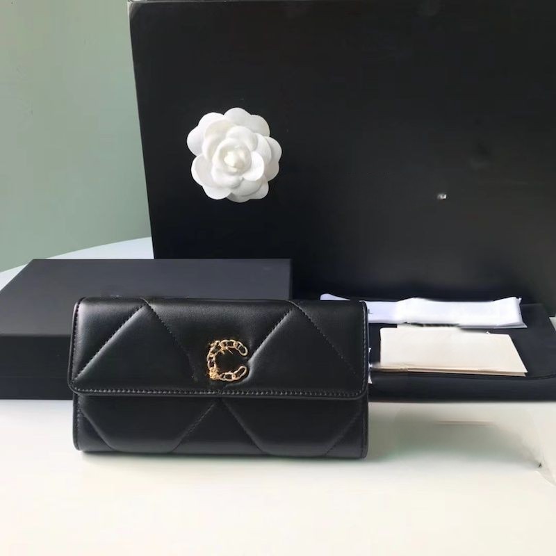 Designer Wallet Handbag Leather Zippy Wallets Classic Quilted Bag Fashion Large Logo Sheepskin Flap Purses Clutch Bags Woman CC Wallet Credit Card Holder For Womans, Empty box only
Designer Wallet Handbag Leather Zippy Wallets Classic Quilted Bag Fashion Large Logo Sheepskin Flap Purses Clutch Bags Woman CC Wallet Credit Card Holder For Womans, Empty box only