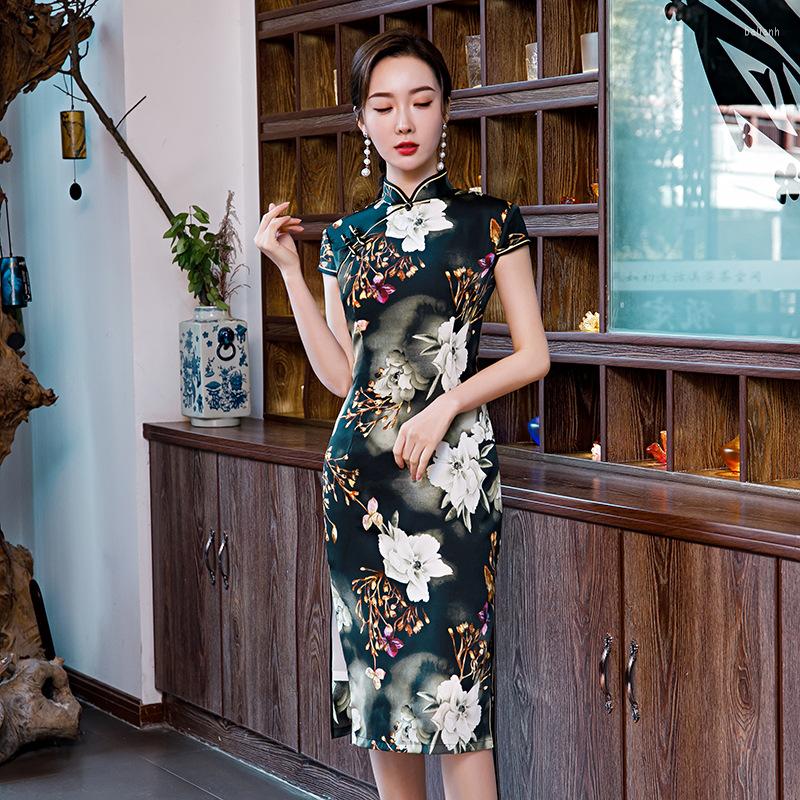 Ethnic Clothing Spring Lady Print Floral Cheongsam Dress Traditional Chinese Style Banquet Straight Qipao Gown 3XL 4XL Daily Skirt
Ethnic Clothing Spring Lady Print Floral Cheongsam Dress Traditional Chinese Style Banquet Straight Qipao Gown 3XL 4XL Daily Skirt