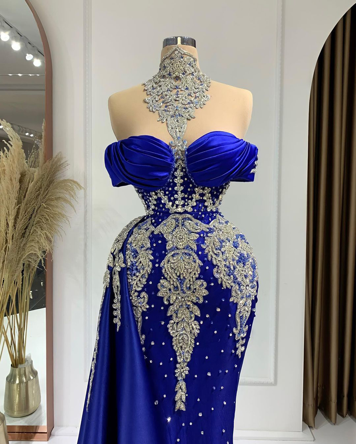 Luxury Blue Prom Dresses Rhinestones Beading Party Dresses Sheer Neck Split Custom Made Evening Dress